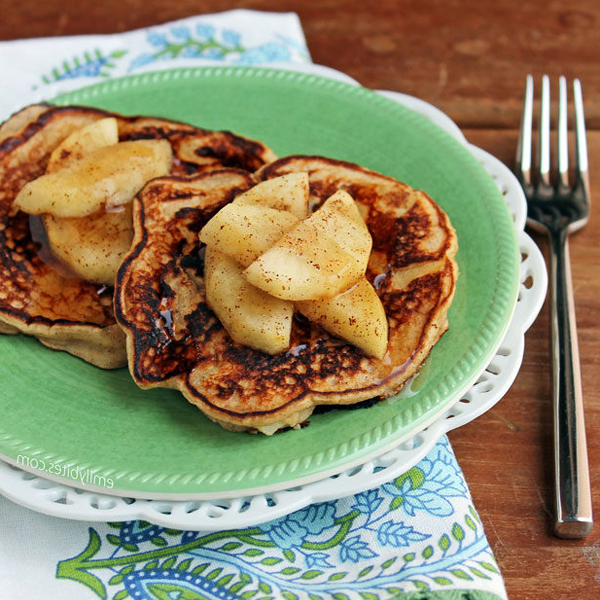 Elmalı Tarçınlı Pankek