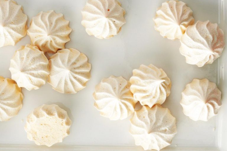 Kaymak Kurabiye (Beze) Pratik Yemek Tarifi