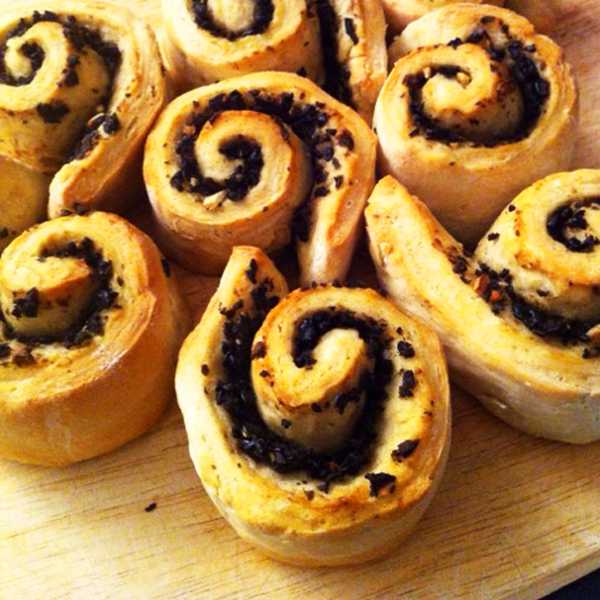 zeytin-ezmeli- poğaça