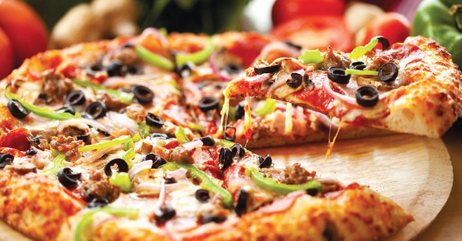 Karışık Pizza Pratik Yemek Tarifi