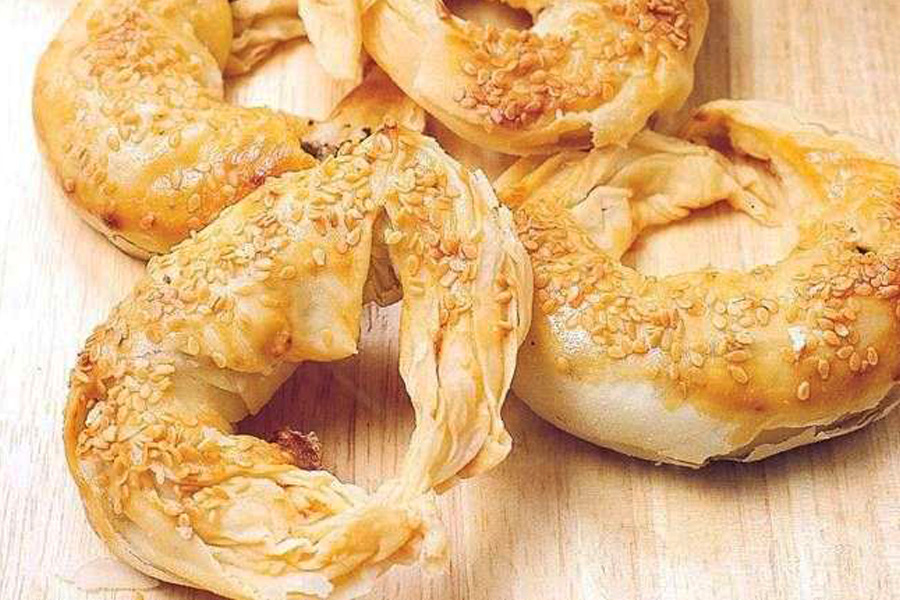 Ispanaklı Bilezik Böreği