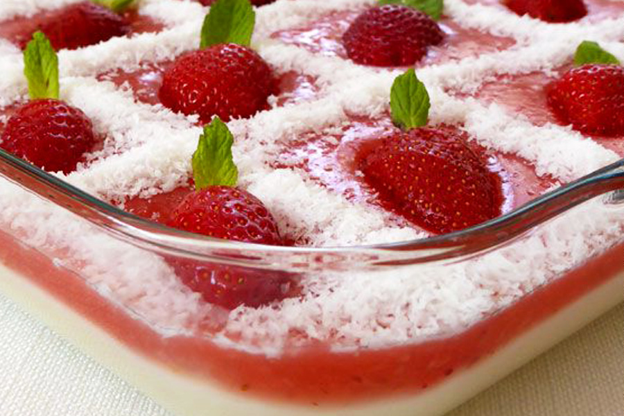 Çilekli Enfes Tatlı