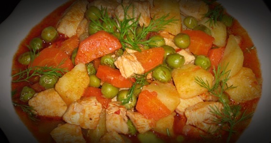 Tavuklu Taze Bezelye Yemeği