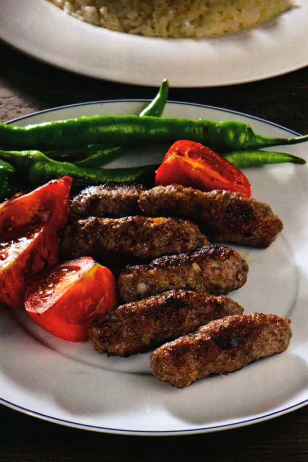 İnegöl Köftesi Pratik Yemek Tarifi