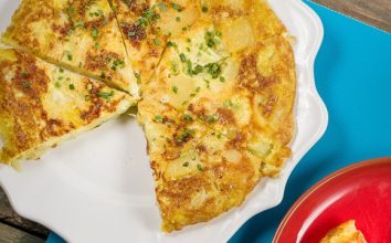 Patatesli Omlet