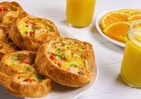 Fırında Peynirli Yumurtalı Ekmek