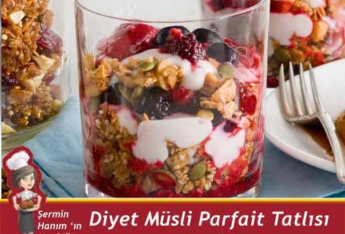 Diyet Müsli Parfait Tatlısı Tarifi.