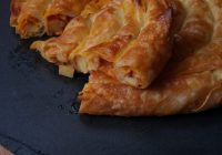 Pastırmalı Patatesli Börek
